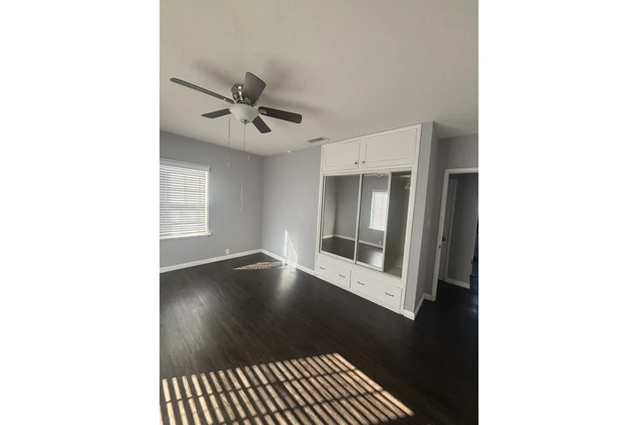 $2500 : Casa en renta image 5