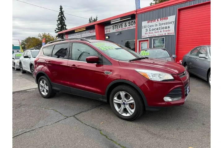$7498 : 2014 Escape SE image 3
