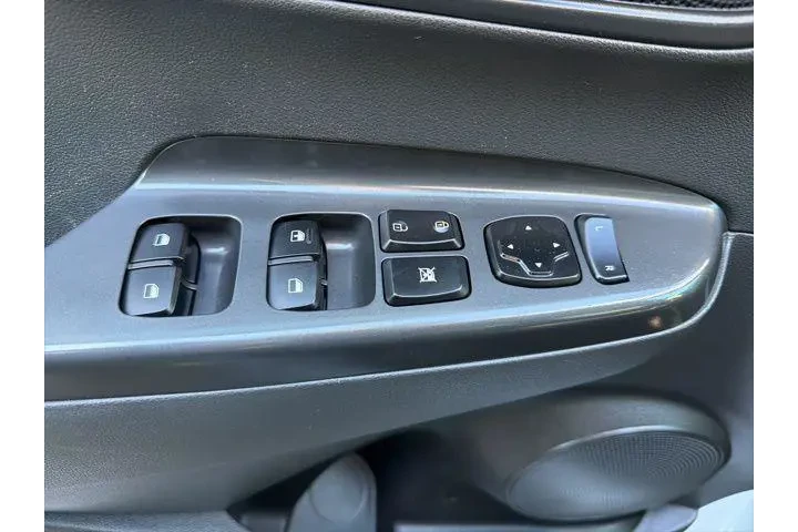 $13874 : Hyundai KONA 2021 SE 4dr Cro image 10