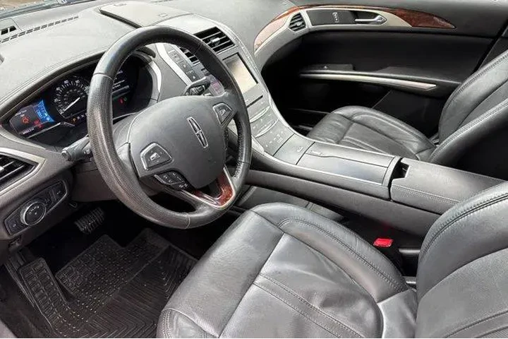 $9996 : Lincoln MKZ Hybrid 2013 4dr image 10