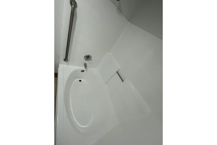🛁 pintamos tinas.reglazing image 3