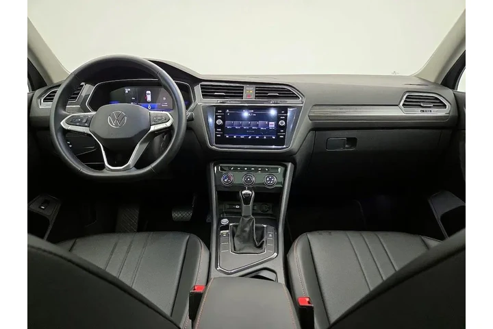 $22998 : Volkswagen Tiguan 2024 Wolfs image 9