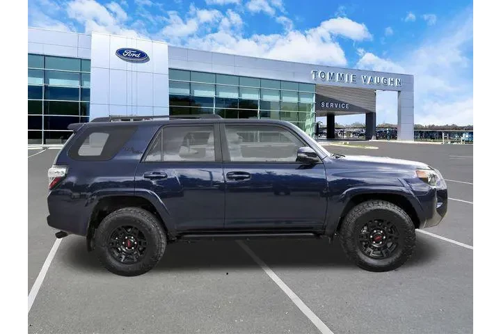 $39993 : Toyota 4Runner 2023 4x4 TRD image 5