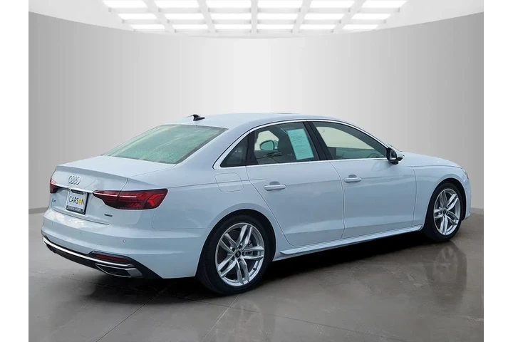 $24465 : Audi A4 2023 AWD quattro S l image 5