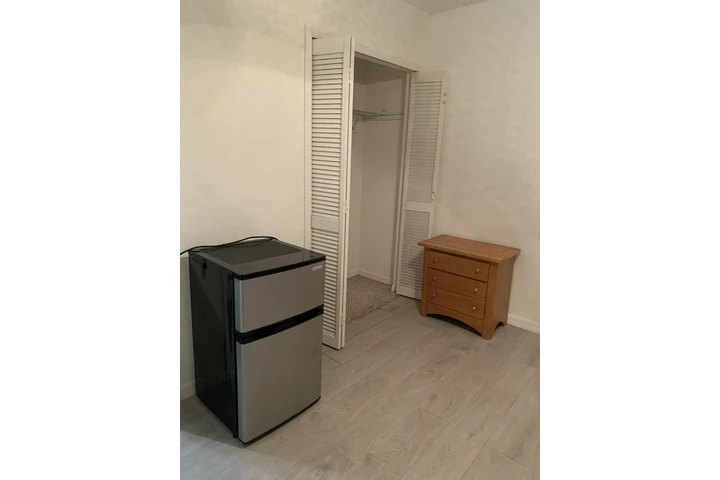 $850 : Cuarto image 2