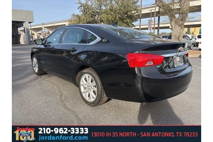 $17685 : Chevrolet Impala 2019 LT 4dr image 6