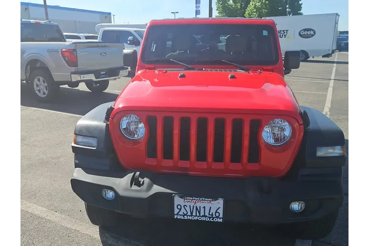 $26500 : Jeep Wrangler Unlimited 2018 image 4