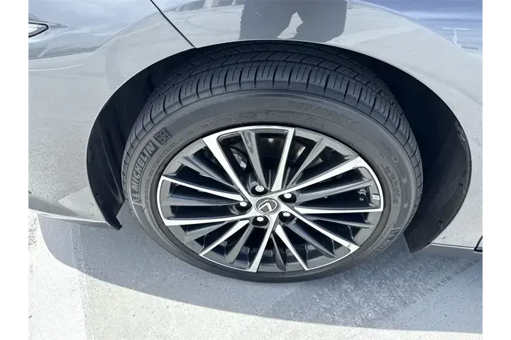 $38888 : Lexus ES 350 2024 4dr Sedan image 10