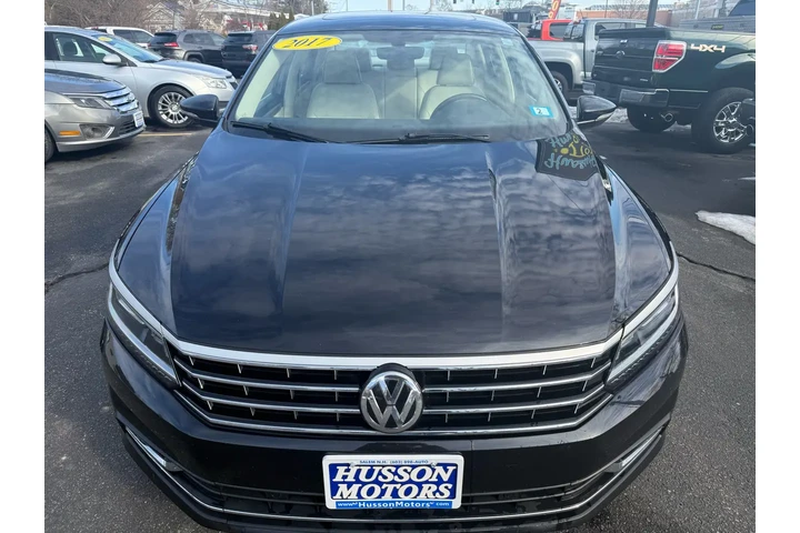 $14999 : 2017 Passat SE image 3