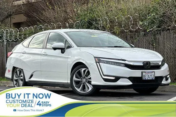 $18991 : Honda Clarity Plug-In Hybrid image 1