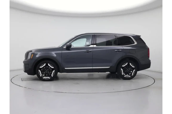 $31998 : Kia Telluride 2023 S 4dr SUV image 3