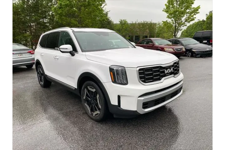 $32420 : Kia Telluride 2025 S 4dr SUV image 8