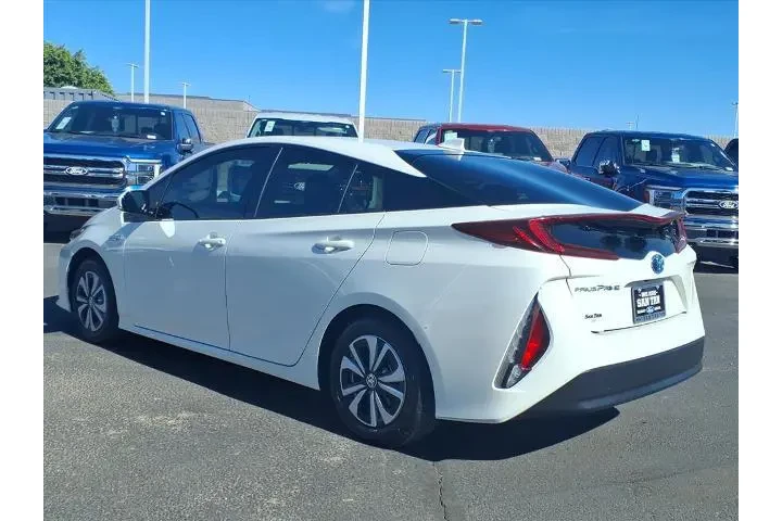 $24008 : Toyota Prius Prime 2019 Prem image 6