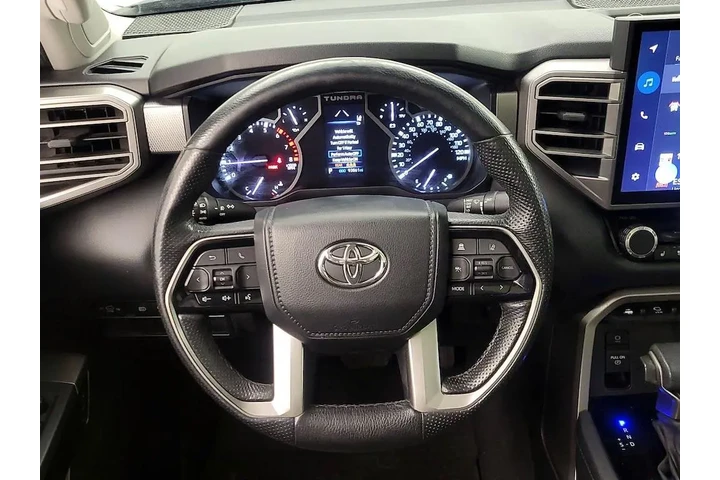 $38998 : Toyota Tundra 2022 4x4 Limit image 10