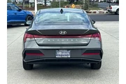 $21990 : Hyundai ELANTRA Hybrid 2025 thumbnail