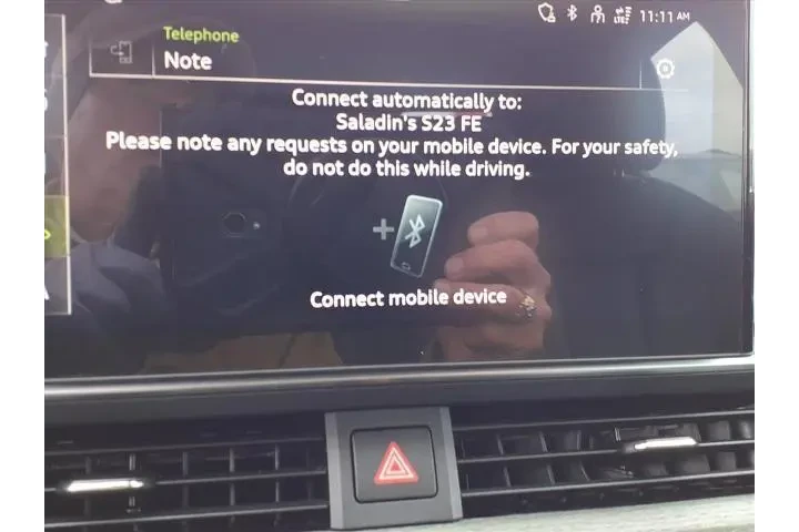 $24988 : Audi A4 2022 AWD quattro S l image 8