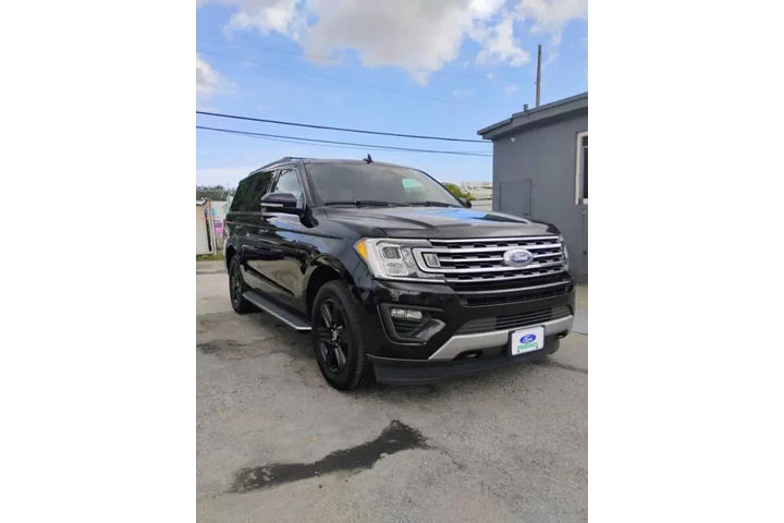 $14350 : 2018 Expedition XLT image 2
