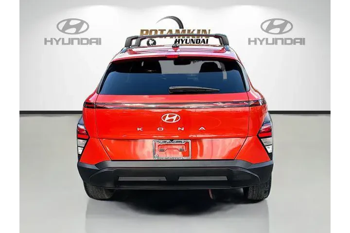 $18731 : Hyundai KONA 2024 SEL 4dr Cr image 6