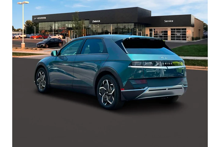 $27490 : Hyundai IONIQ 5 2024 AWD SEL image 5