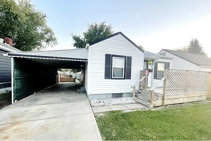 $800 : HOUSE FOR RENT IN INDIANAPOLIS image 1