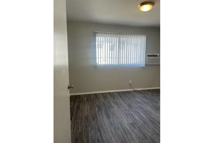 $2395 : Apartmento de 2 recamaras image 7