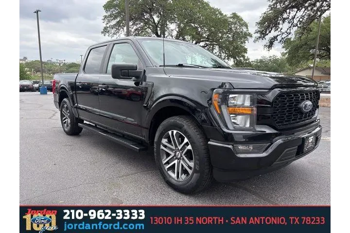 $33999 : Ford F-150 2023 4x2 XL 4dr S image 1