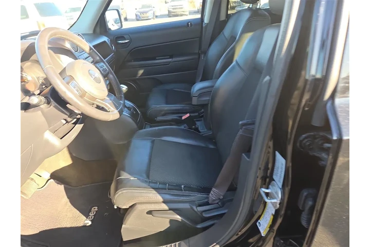 $7995 : 2016 Patriot Sport 2WD image 10