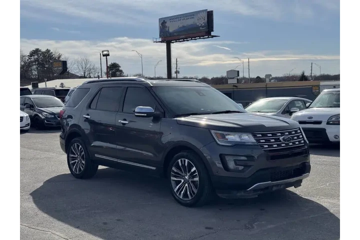 $15850 : 2016 Explorer Platinum image 6