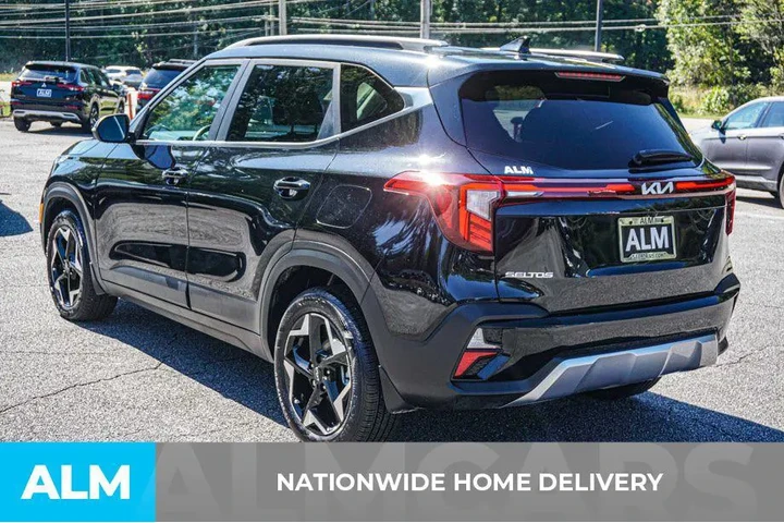 $19460 : Kia Seltos 2024 EX 4dr SUV image 4