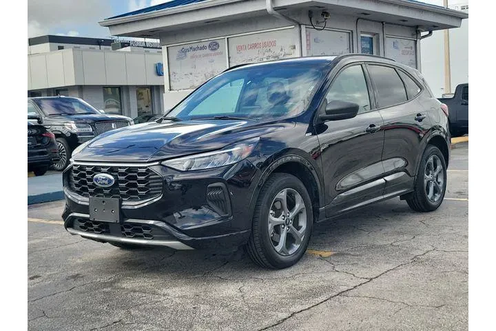 $18990 : Ford Escape 2024 AWD ST-Line image 2
