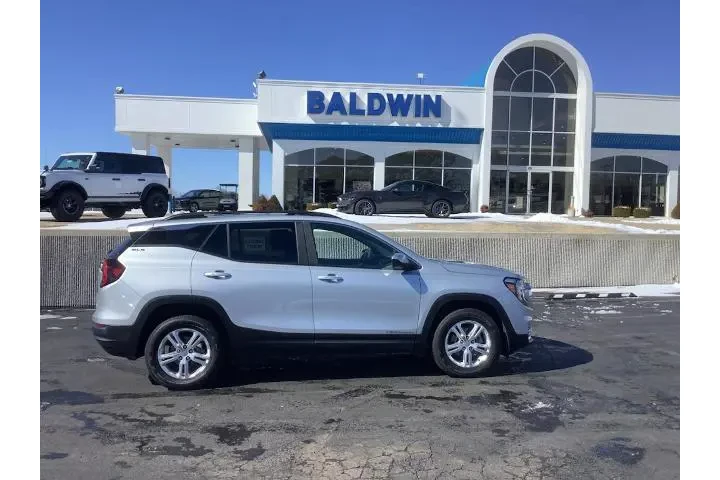 $21950 : GMC Terrain 2022 AWD SLE 4dr image 8