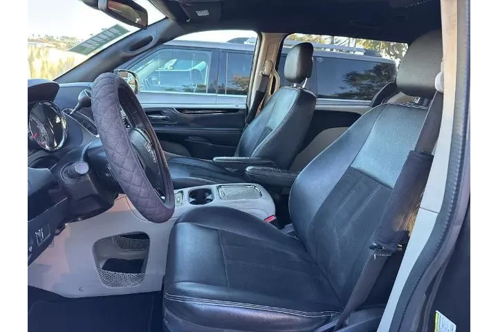 $10000 : Dodge Grand Caravan 2019 SXT image 7