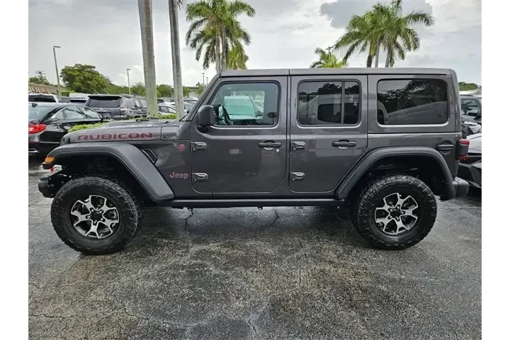 $29990 : Jeep Wrangler Unlimited 2019 image 2