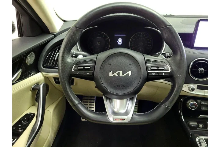 $31998 : Kia Stinger 2022 GT-Line 4dr image 10