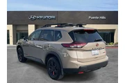 $28995 : Nissan Rogue 2025 AWD Rock C thumbnail