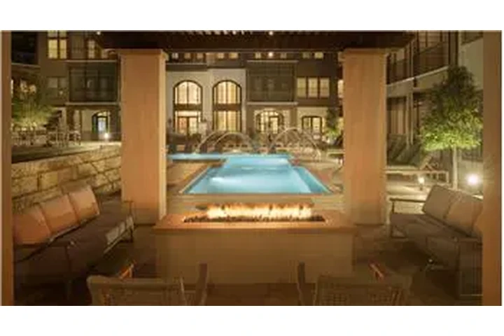 $4084 : Rental property with 3 bedro image 1