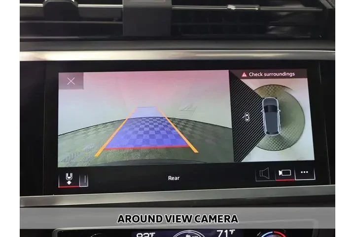 $27093 : Audi Q3 2023 AWD quattro S l image 6