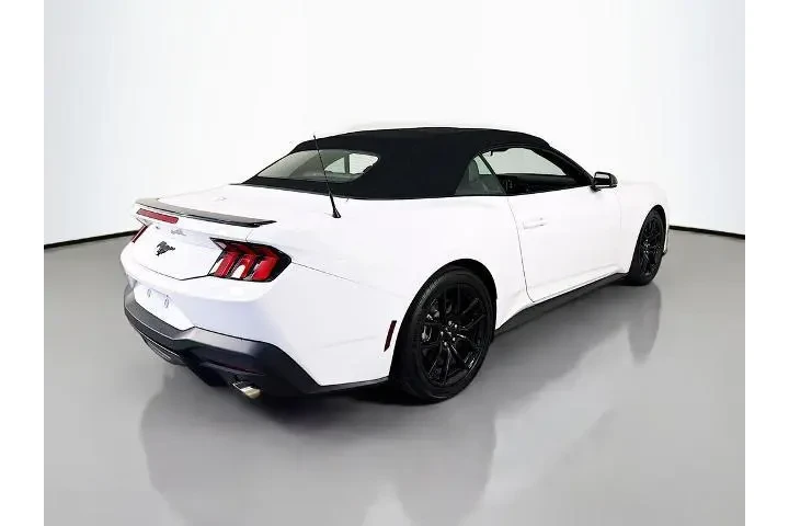 $38750 : Ford Mustang 2025 EcoBoost P image 7