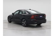 $23998 : Volvo S60 2024 B5 Plus Dark thumbnail
