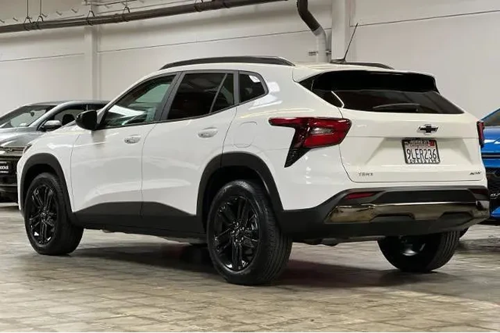 $22987 : Chevrolet Trax 2024 ACTIV 4d image 6