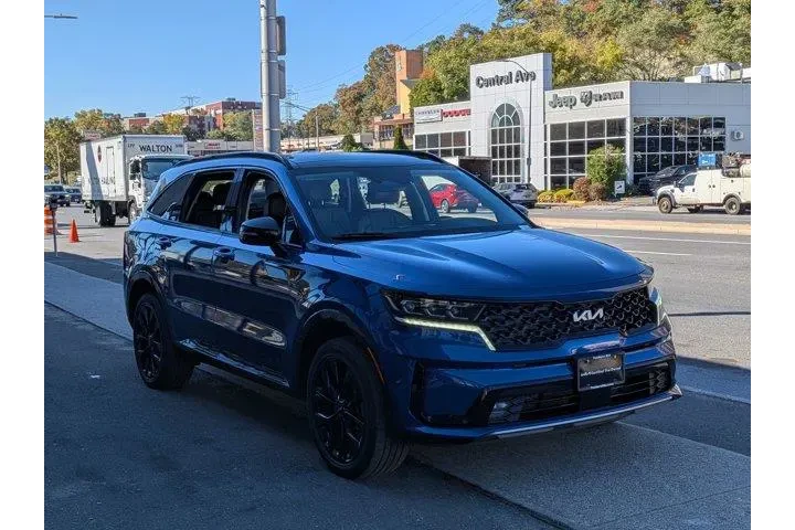 $28795 : Kia Sorento 2023 AWD SX 4dr image 4