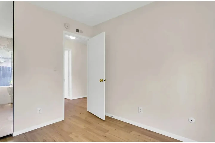 $1500 : Charming 3bed 2bath image 7