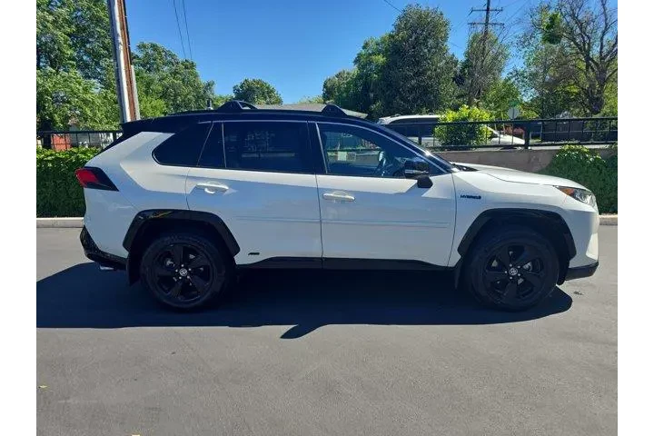 $29995 : Toyota RAV4 Hybrid 2021 AWD image 3