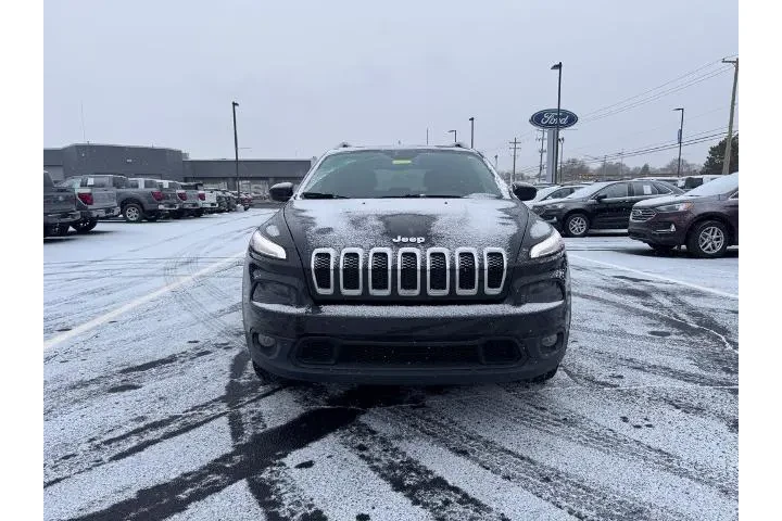 $10885 : Jeep Cherokee 2014 4x4 Latit image 2