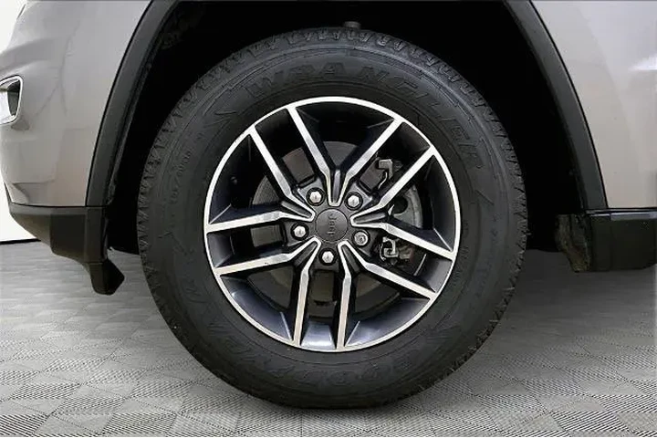 $18900 : Jeep Grand Cherokee 2019 4x4 image 9