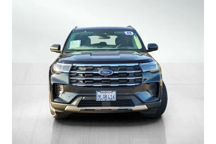 $38637 : Ford Explorer 2025 Active 4d image 2