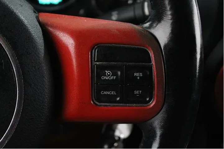 $21951 : Jeep Wrangler JK 2018 4x4 Sp image 8