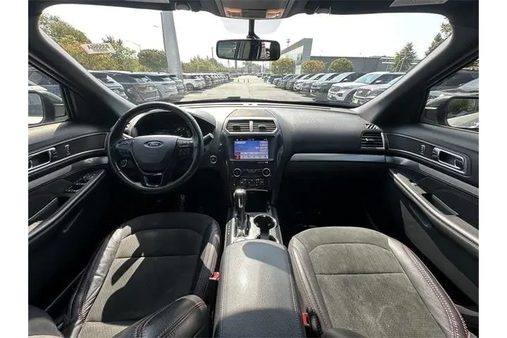 $18700 : Ford Explorer 2019 AWD XLT 4 image 3