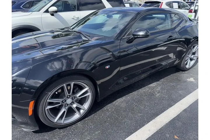 $23995 : Chevrolet Camaro 2021 LS 2dr image 5