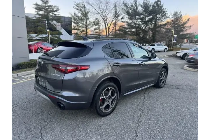 $20787 : Alfa Romeo Stelvio 2022 AWD image 6
